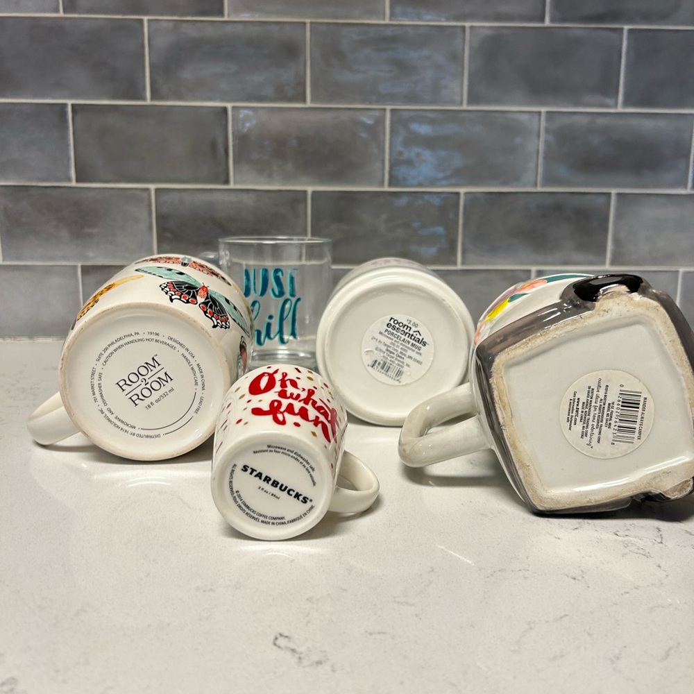 Assorted Colorful Mugs Set - Picture 5 of 6
